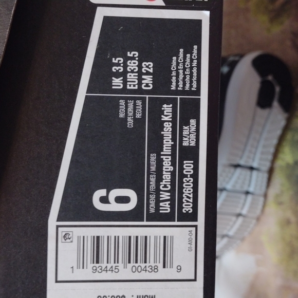 UNDER armour charged impulse knit shoes size 6 - Picture 7 of 8
